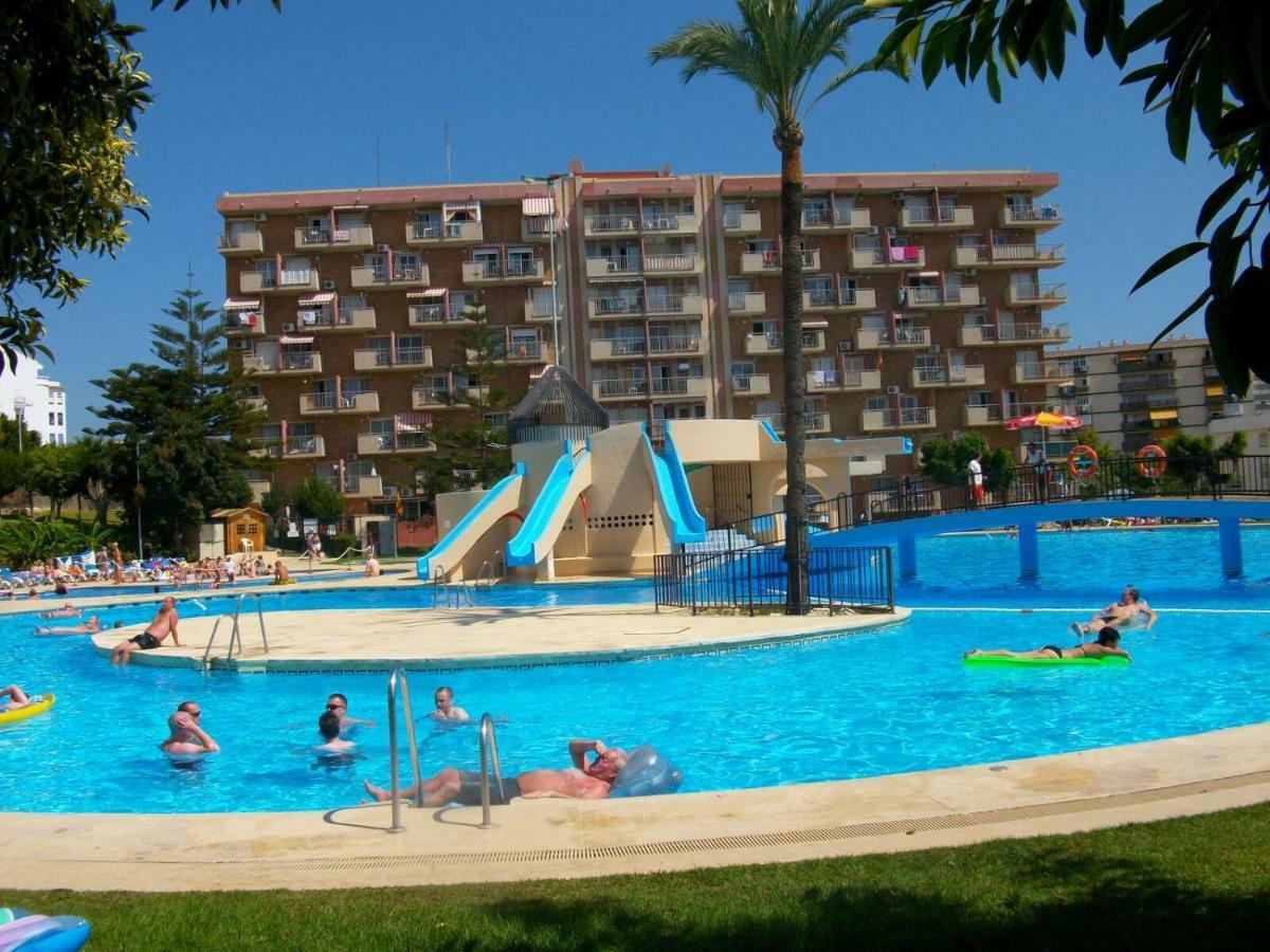شقة بينالماذينا  في Piscina Bonita Gamonal المظهر الخارجي الصورة